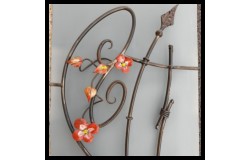 Grille de défense avec volutes et barreaudage en fer