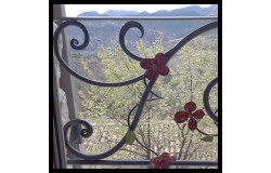 Appui de fenêtre style floral